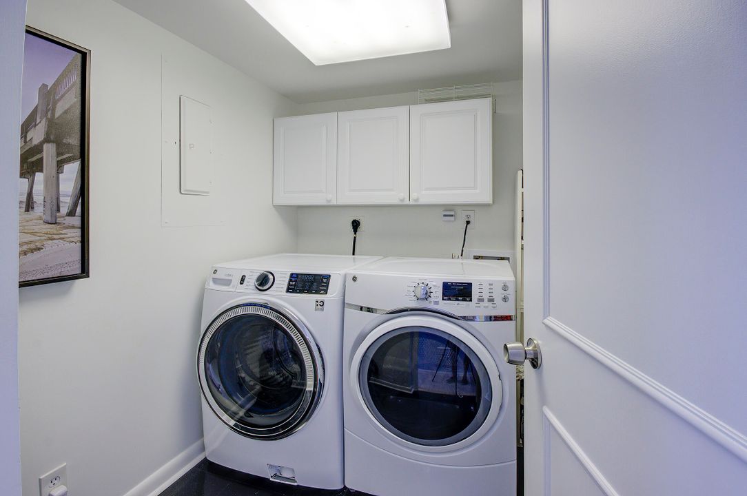 For Rent: $17,500 (2 beds, 2 baths, 1753 Square Feet)