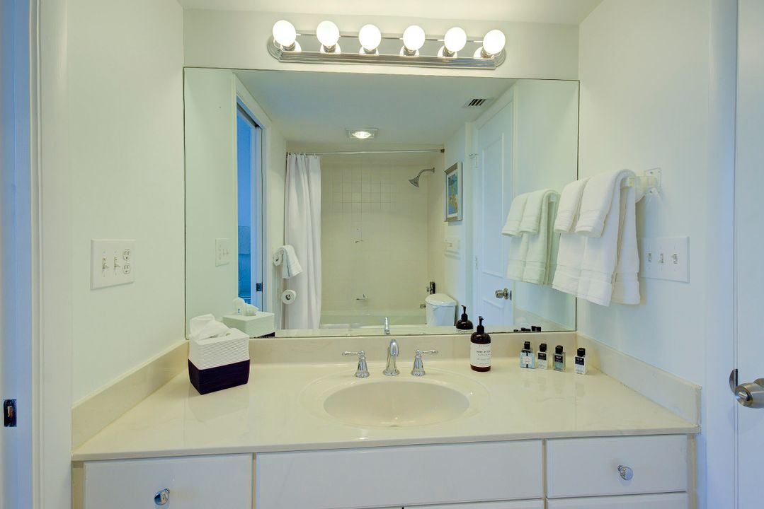 For Rent: $17,500 (2 beds, 2 baths, 1753 Square Feet)