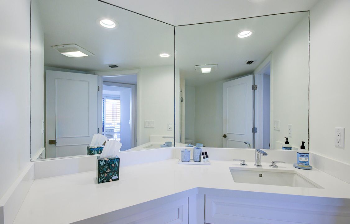 For Rent: $20,000 (2 beds, 2 baths, 1886 Square Feet)