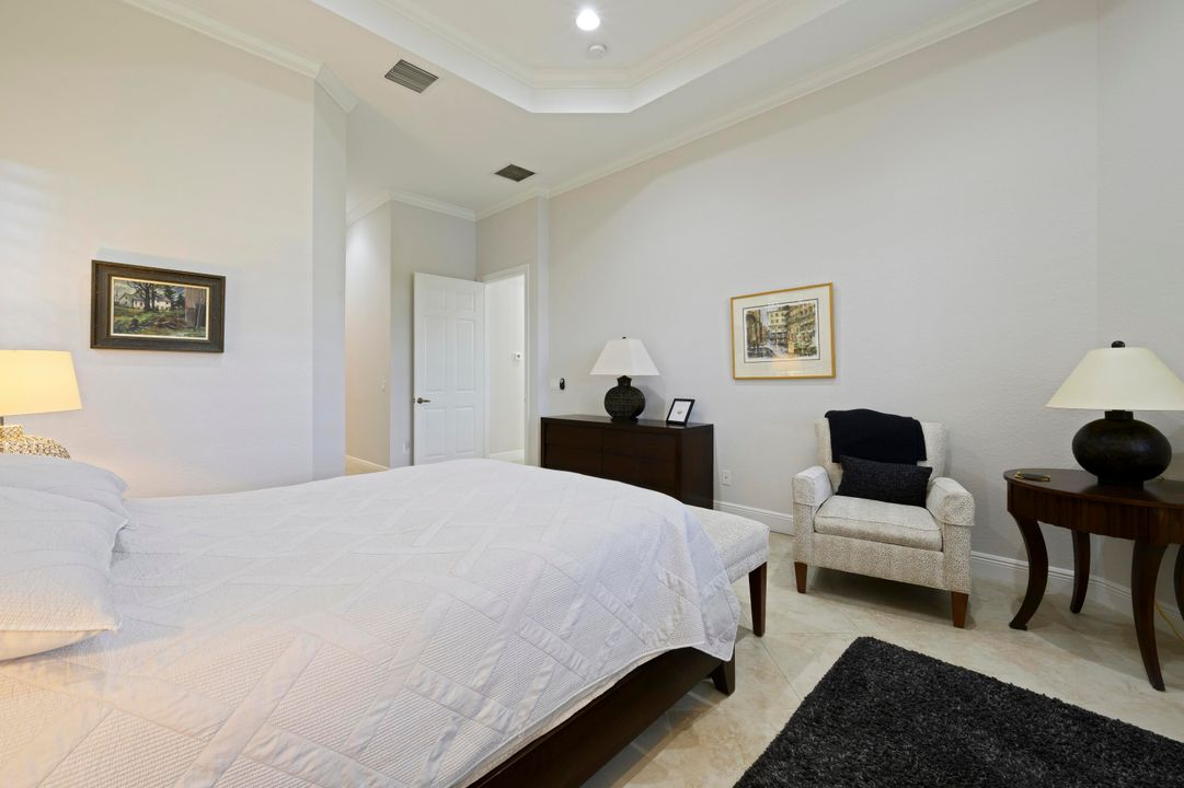 Active With Contract: $1,010,000 (3 beds, 2 baths, 2247 Square Feet)