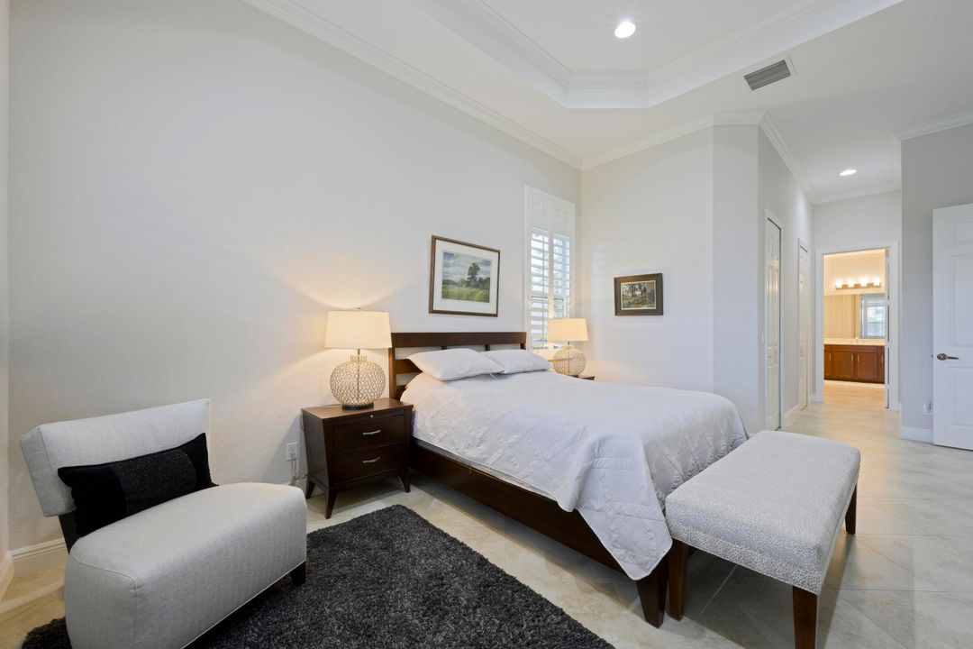 Active With Contract: $1,010,000 (3 beds, 2 baths, 2247 Square Feet)