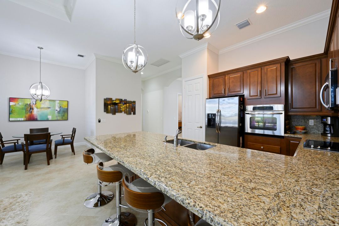 Active With Contract: $1,010,000 (3 beds, 2 baths, 2247 Square Feet)