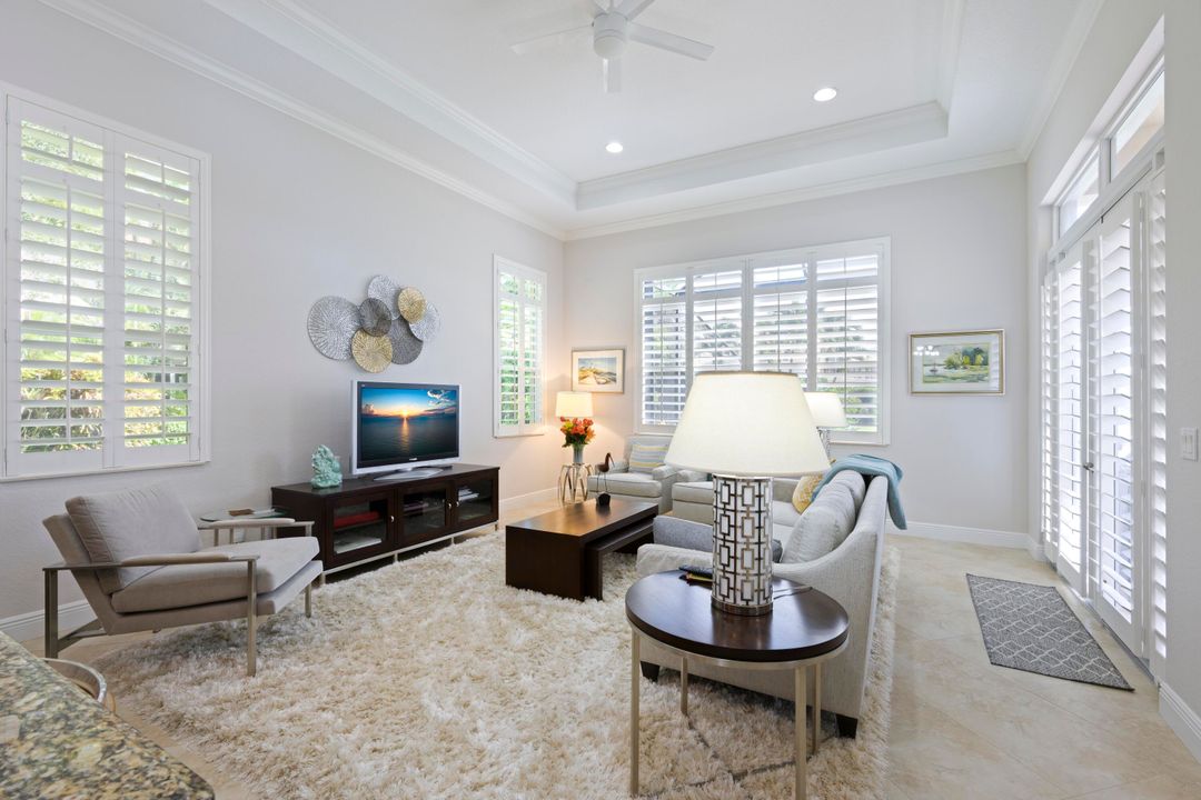 Active With Contract: $1,010,000 (3 beds, 2 baths, 2247 Square Feet)