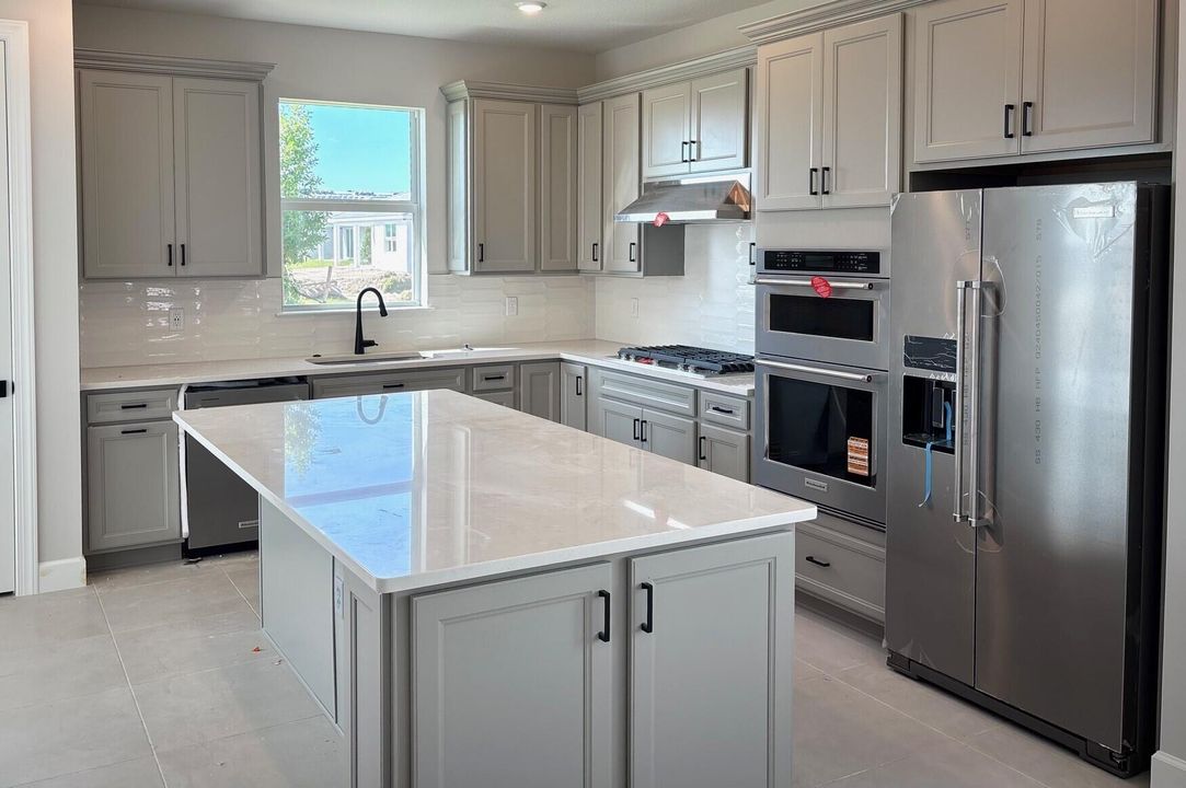 For Sale: $530,755 (3 beds, 2 baths, 1618 Square Feet)