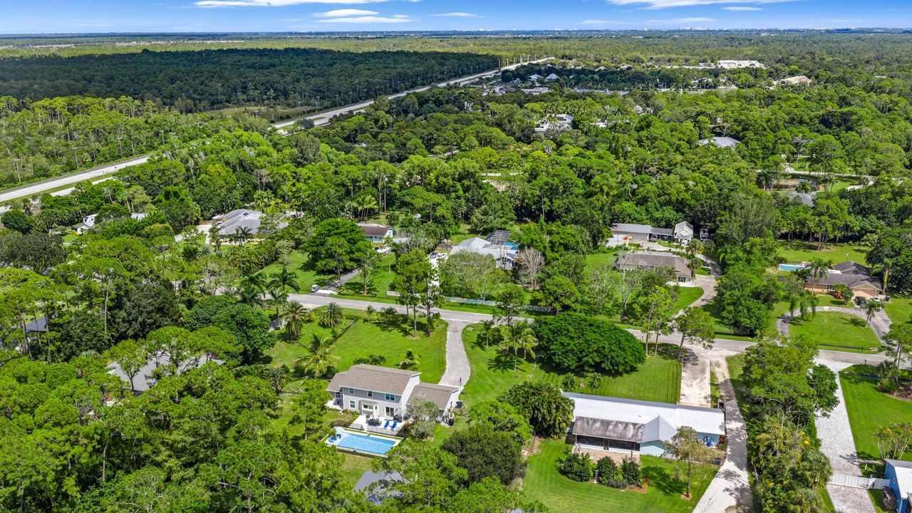 待售: $999,000 (4 贝兹, 2 浴室, 2309 平方英尺)