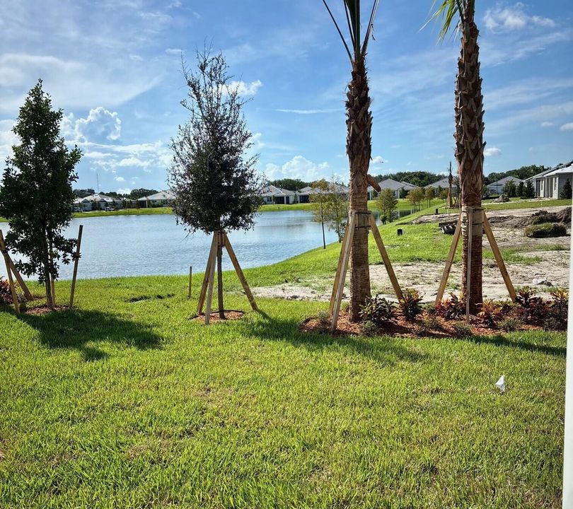 For Sale: $532,045 (2 beds, 2 baths, 1618 Square Feet)