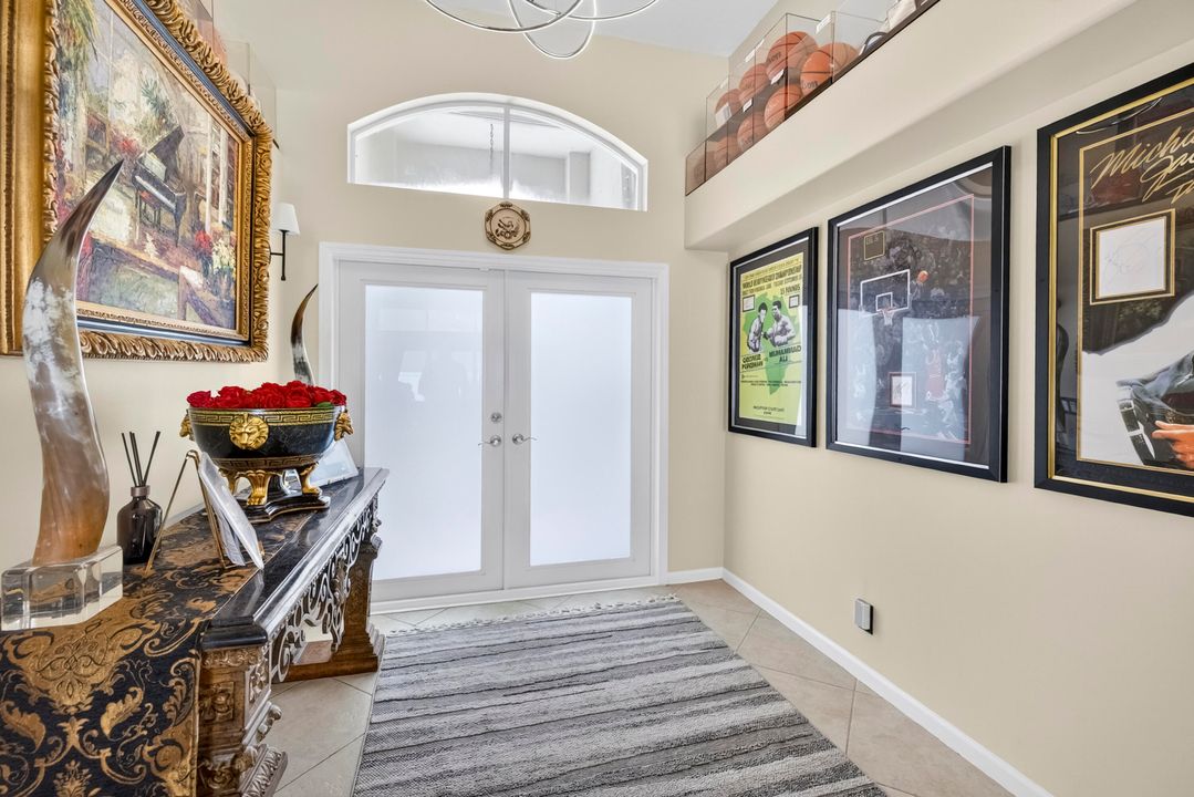 For Sale: $1,199,999 (4 beds, 2 baths, 2372 Square Feet)