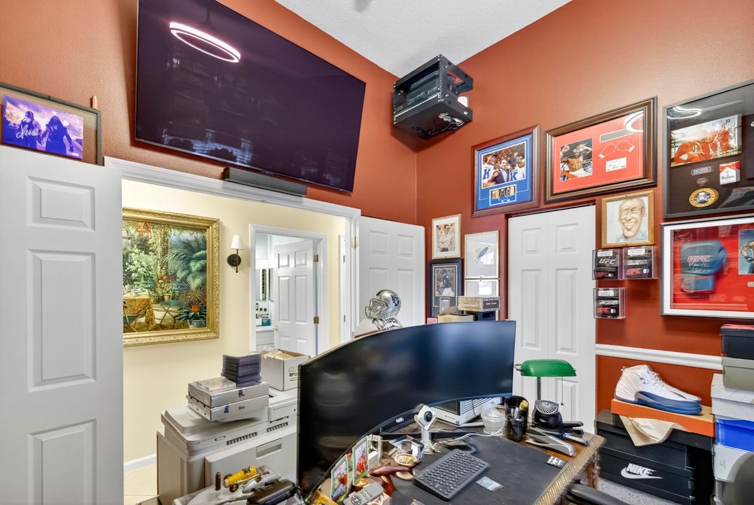 For Sale: $1,199,999 (4 beds, 2 baths, 2372 Square Feet)