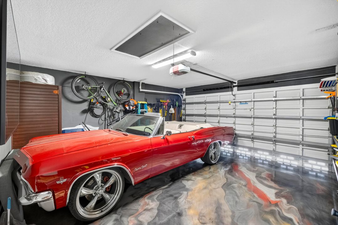 For Sale: $1,199,999 (4 beds, 2 baths, 2372 Square Feet)