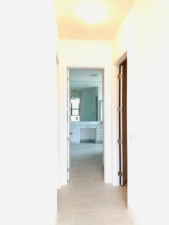 For Rent: $4,500 (3 beds, 2 baths, 2580 Square Feet)