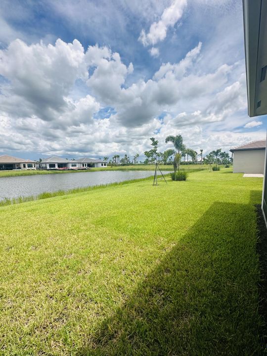 For Rent: $4,500 (3 beds, 2 baths, 2580 Square Feet)