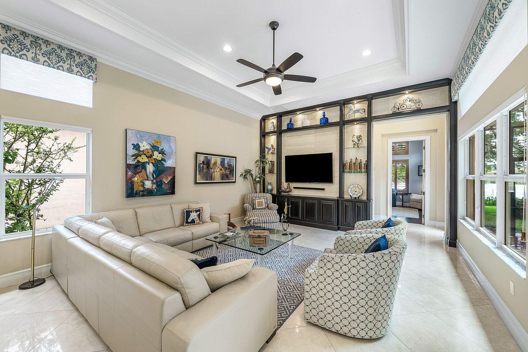 Activo con contrato: $1,375,000 (4 camas, 3 baños, 3316 Pies cuadrados)