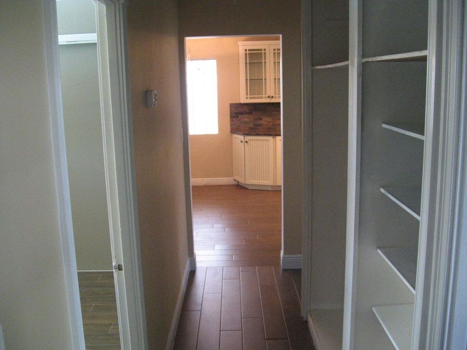 For Sale: $455,000 (3 beds, 2 baths, 1107 Square Feet)