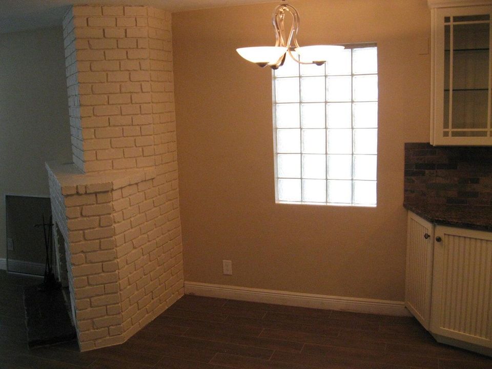 For Sale: $455,000 (3 beds, 2 baths, 1107 Square Feet)