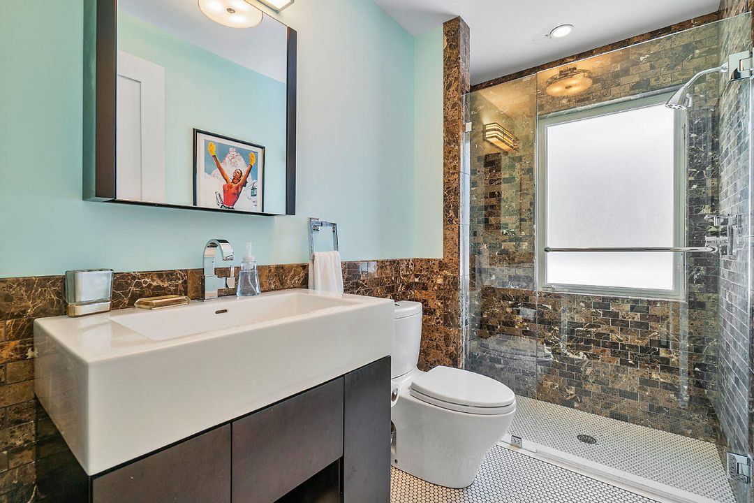 待售: $7,999,000 (4 贝兹, 4 浴室, 2471 平方英尺)