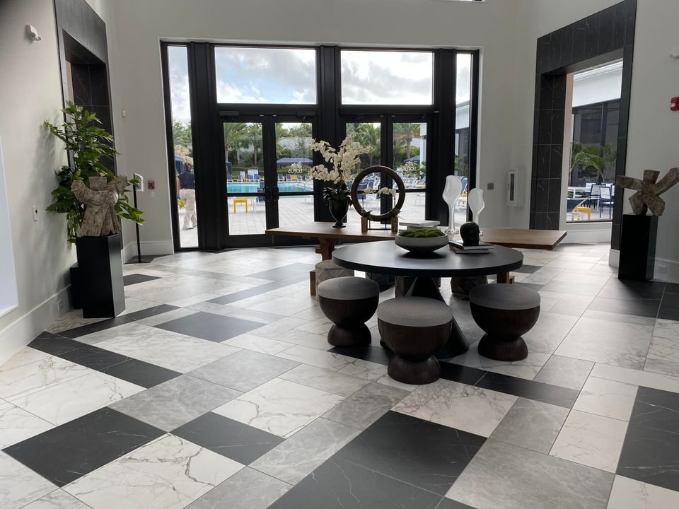 For Sale: $2,800,000 (5 beds, 5 baths, 4862 Square Feet)