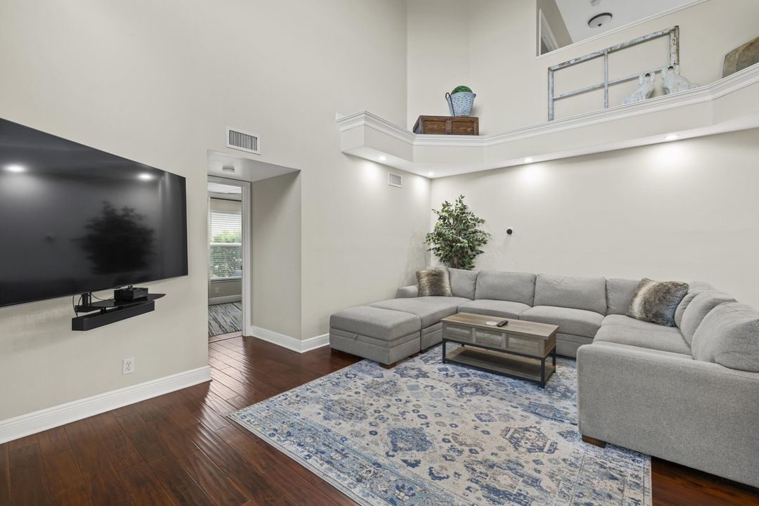 Activo con contrato: $765,000 (5 camas, 3 baños, 2686 Pies cuadrados)