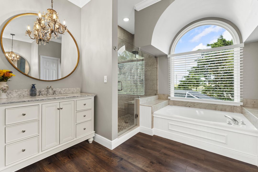 Activo con contrato: $765,000 (5 camas, 3 baños, 2686 Pies cuadrados)