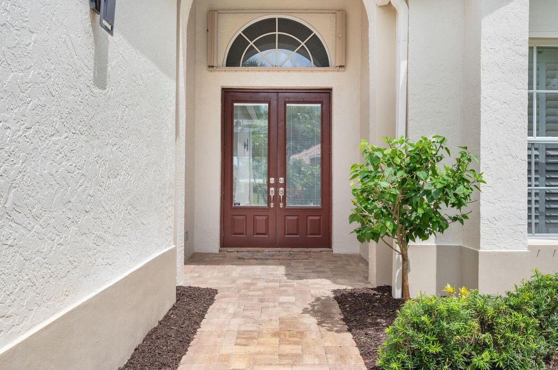 Active With Contract: $599,999 (3 beds, 2 baths, 2187 Square Feet)