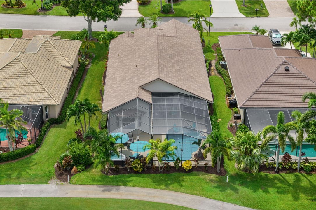 Active With Contract: $599,999 (3 beds, 2 baths, 2187 Square Feet)