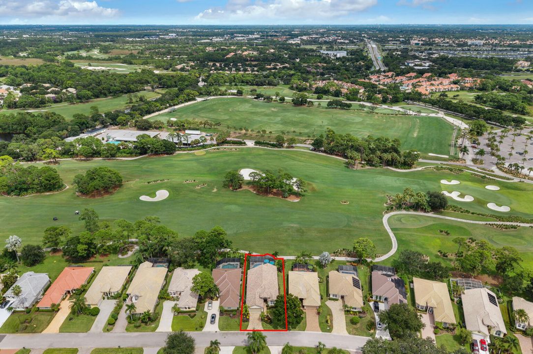 Active With Contract: $599,999 (3 beds, 2 baths, 2187 Square Feet)