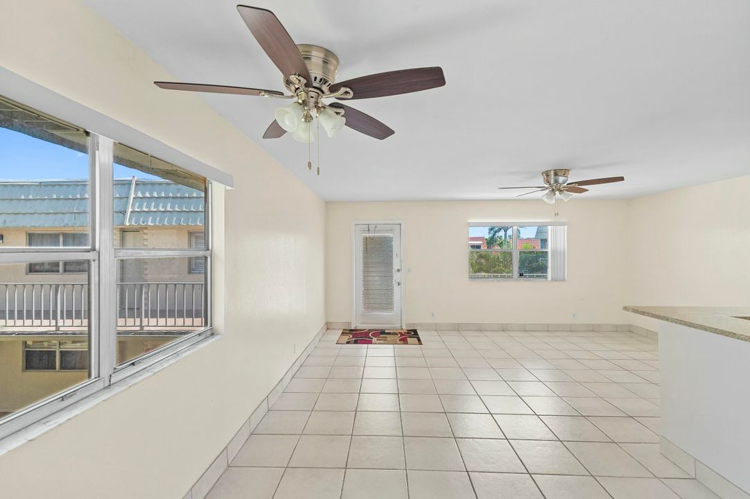 待售: $60,000 (1 贝兹, 1 浴室, 720 平方英尺)