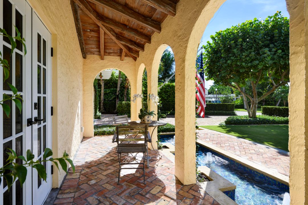 For Sale: $10,000,000 (5 beds, 5 baths, 4916 Square Feet)