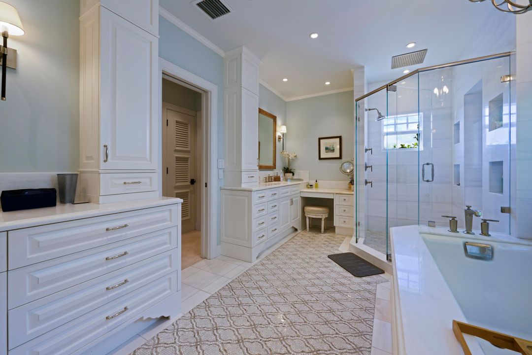 For Sale: $10,000,000 (5 beds, 5 baths, 4916 Square Feet)