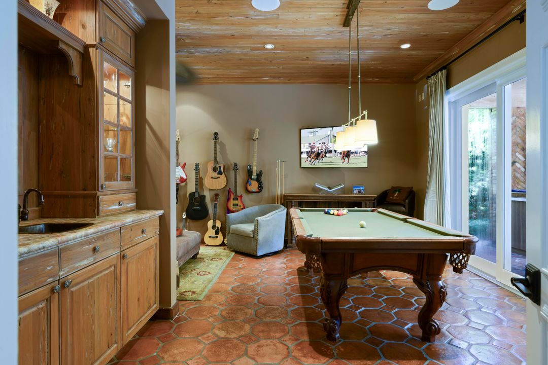 For Sale: $10,000,000 (5 beds, 5 baths, 4916 Square Feet)