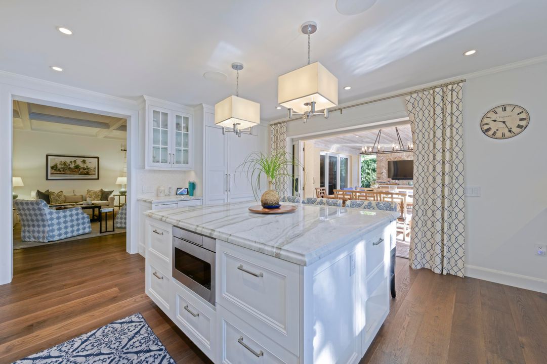 For Sale: $10,000,000 (5 beds, 5 baths, 4916 Square Feet)