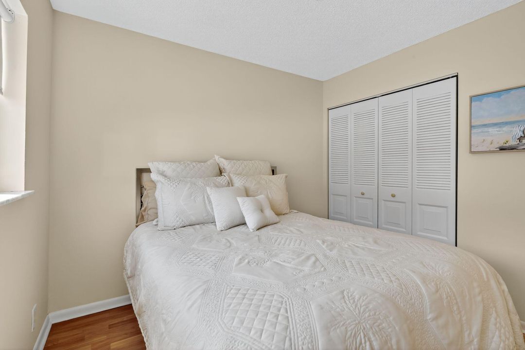 Activo con contrato: $195,000 (2 camas, 2 baños, 866 Pies cuadrados)