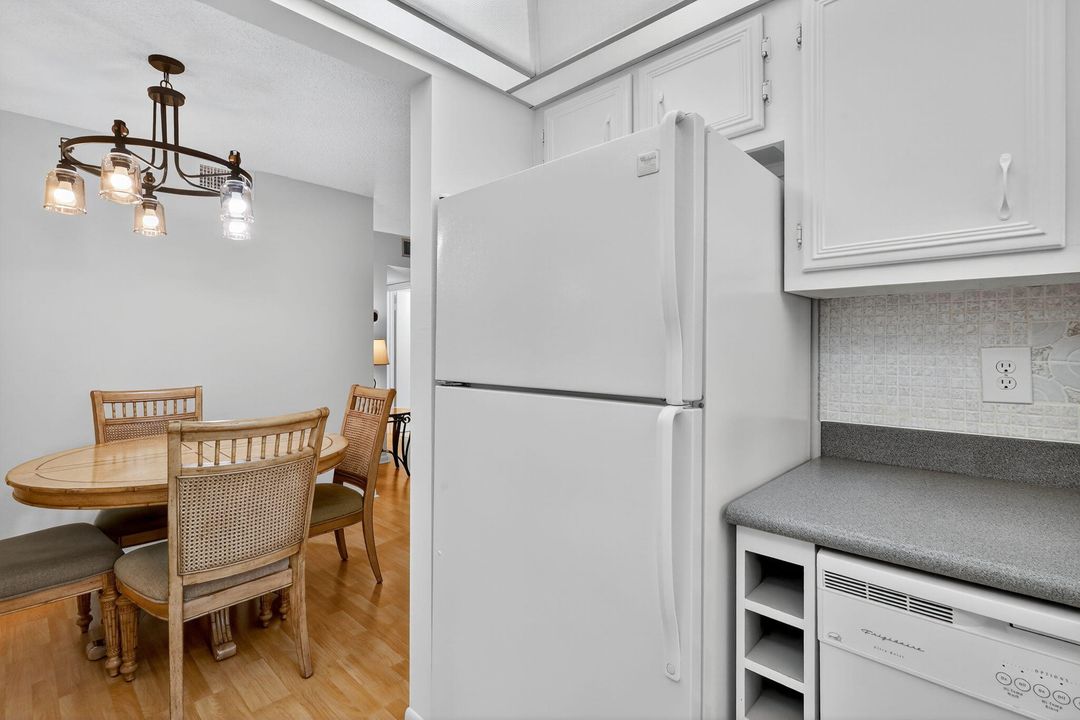 Activo con contrato: $195,000 (2 camas, 2 baños, 866 Pies cuadrados)