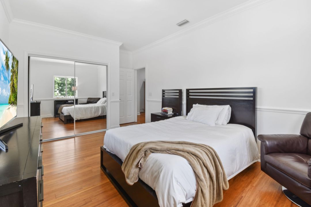 For Sale: $2,499,000 (4 beds, 3 baths, 4661 Square Feet)