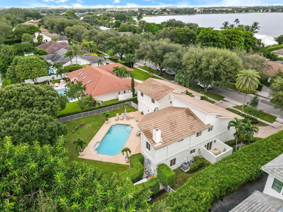 For Sale: $2,499,000 (4 beds, 3 baths, 4661 Square Feet)