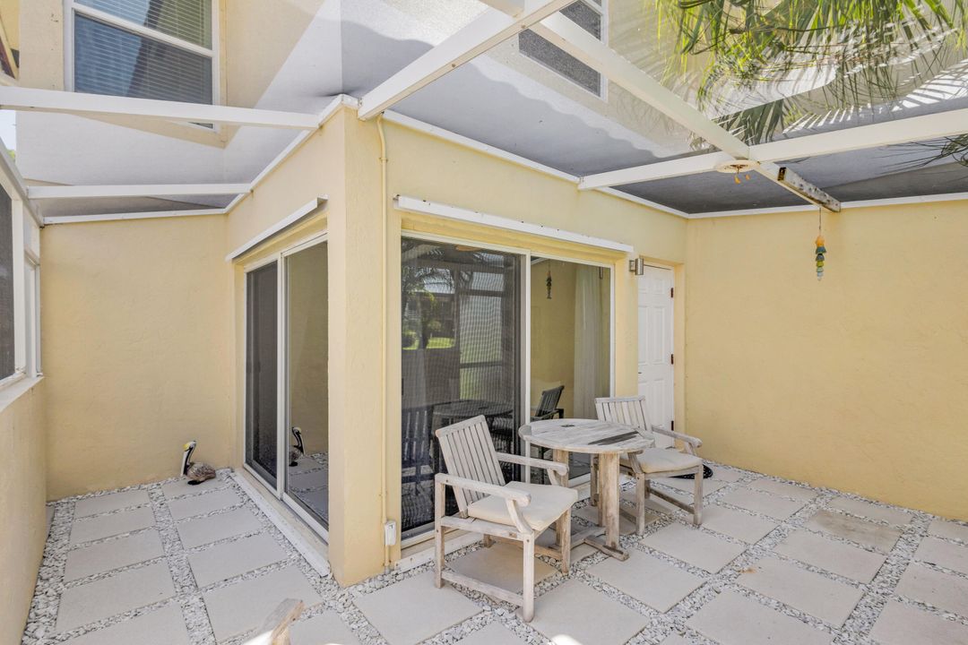 合同活跃: $450,000 (3 贝兹, 2 浴室, 1348 平方英尺)