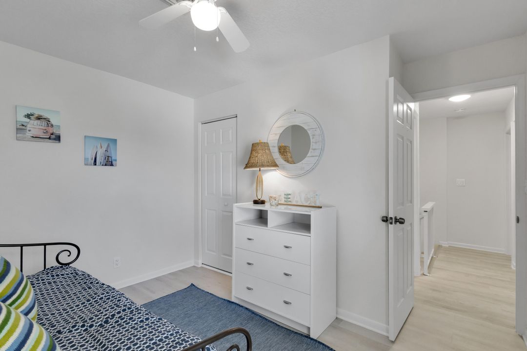 合同活跃: $450,000 (3 贝兹, 2 浴室, 1348 平方英尺)