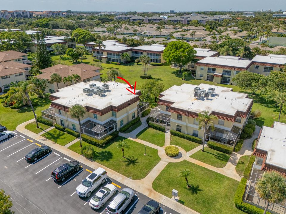 合同活跃: $450,000 (3 贝兹, 2 浴室, 1348 平方英尺)