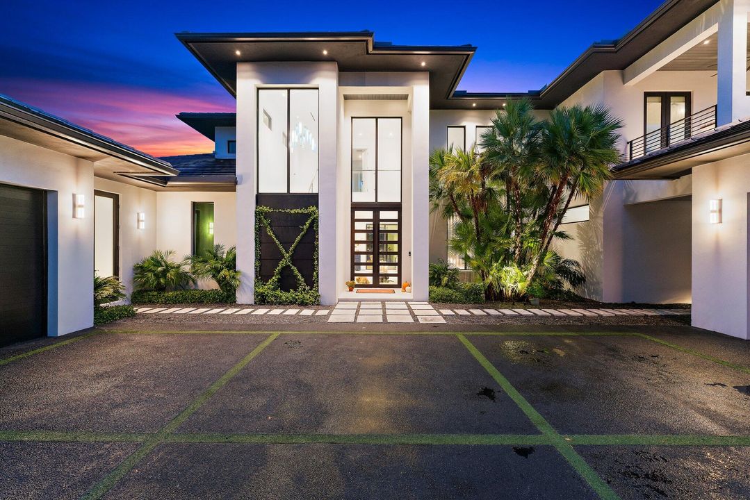 На продажу: $12,990,000 (5 спален, 6 ванн, 6476 Квадратных фут)