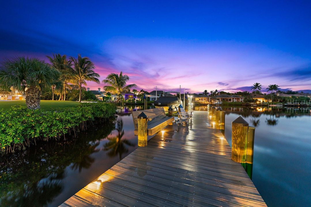 На продажу: $12,990,000 (5 спален, 6 ванн, 6476 Квадратных фут)