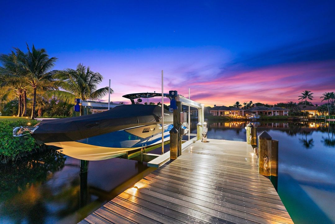 На продажу: $12,990,000 (5 спален, 6 ванн, 6476 Квадратных фут)