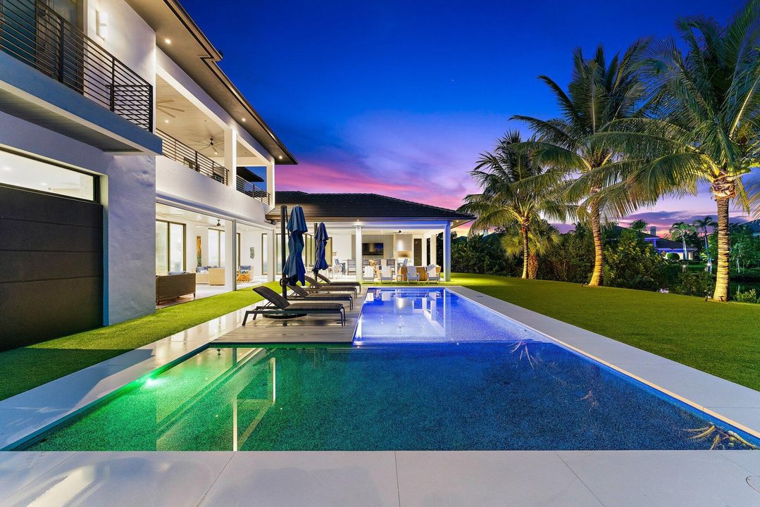 На продажу: $12,990,000 (5 спален, 6 ванн, 6476 Квадратных фут)