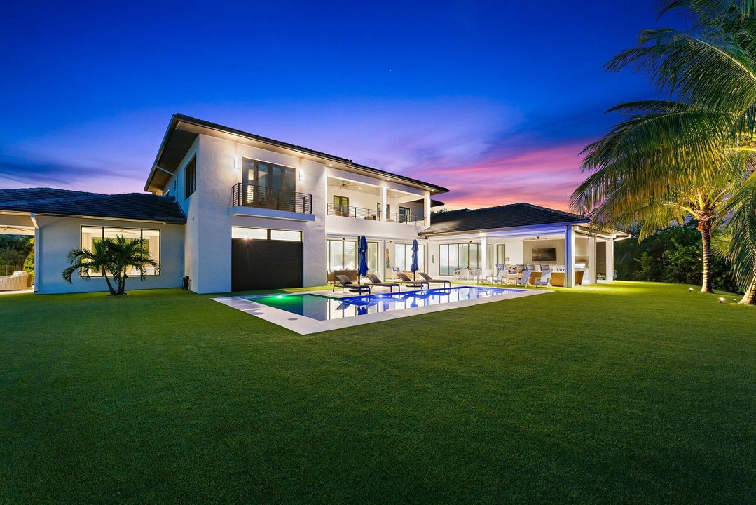 На продажу: $12,990,000 (5 спален, 6 ванн, 6476 Квадратных фут)