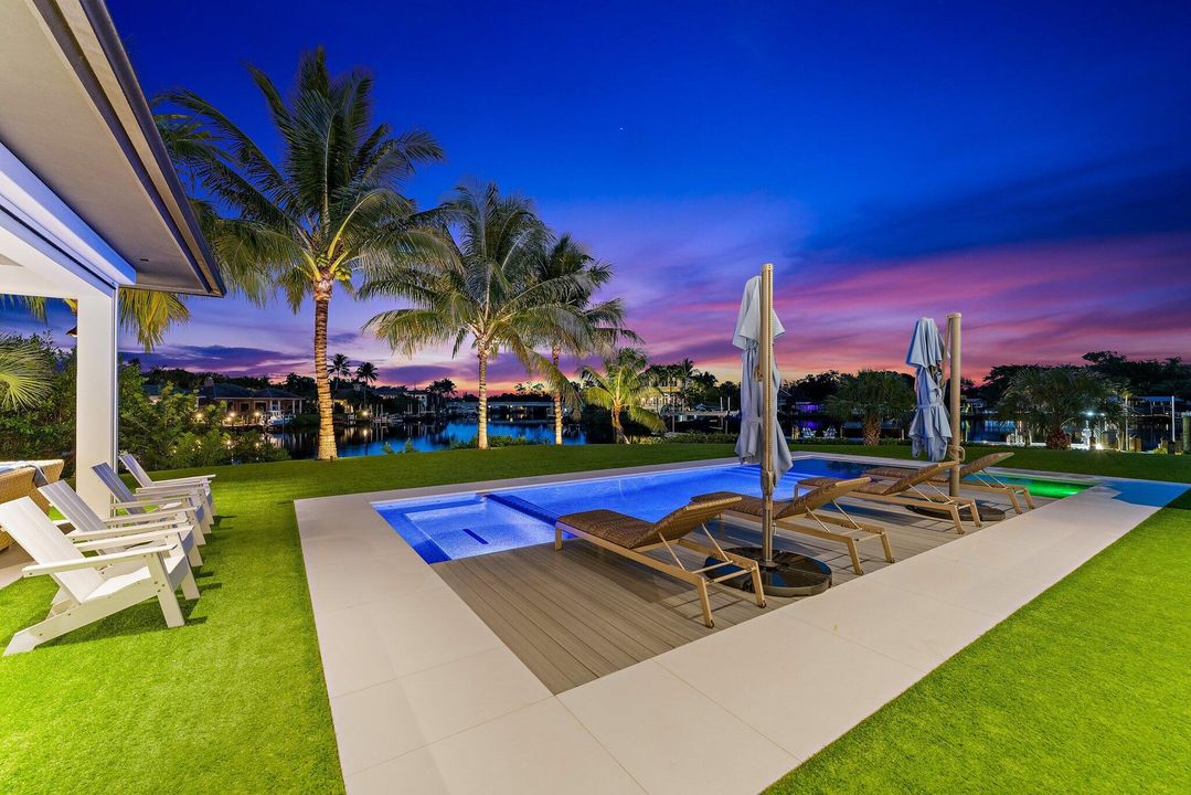 На продажу: $12,990,000 (5 спален, 6 ванн, 6476 Квадратных фут)