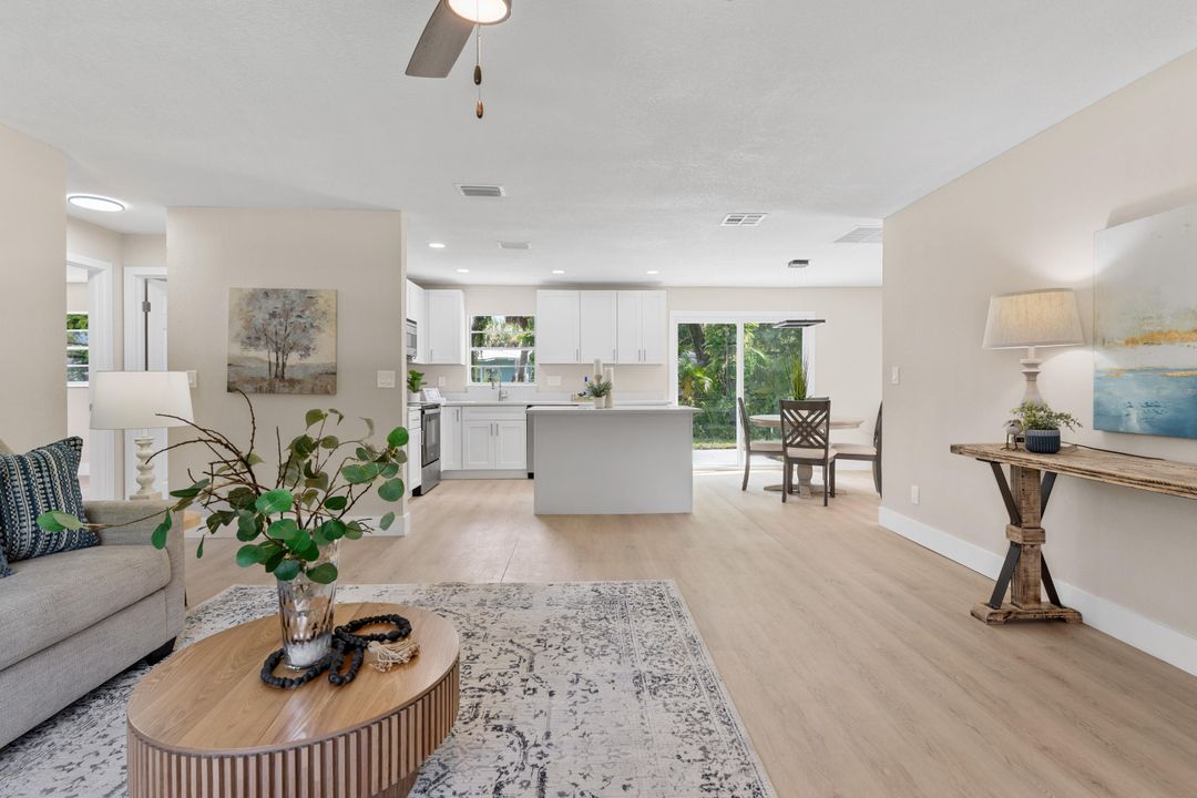 For Sale: $305,000 (3 beds, 2 baths, 1403 Square Feet)