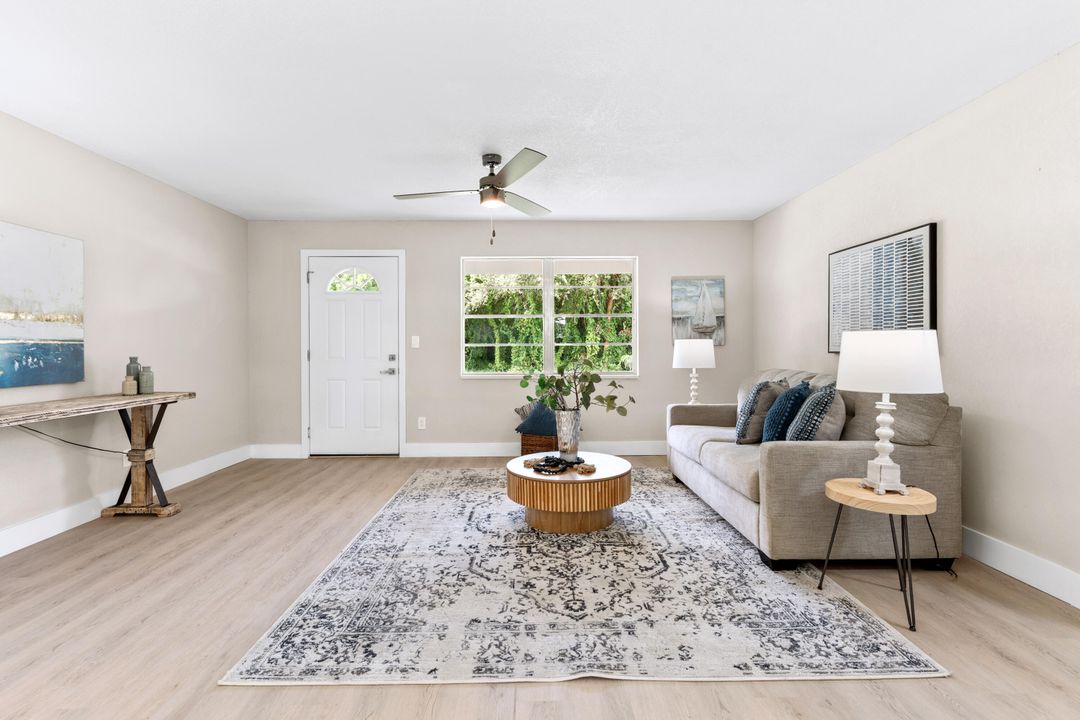 For Sale: $305,000 (3 beds, 2 baths, 1403 Square Feet)