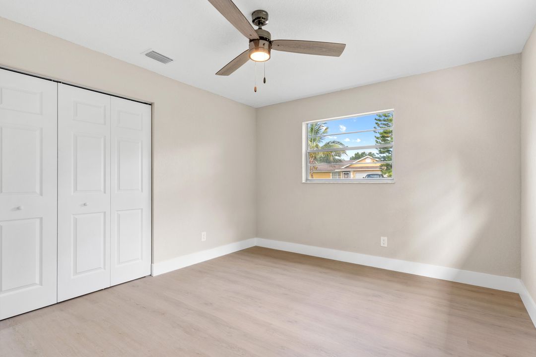 For Sale: $305,000 (3 beds, 2 baths, 1403 Square Feet)