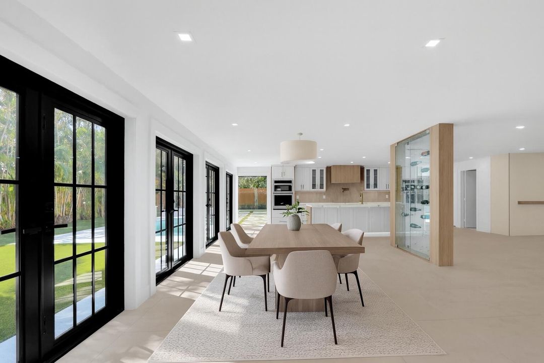 For Sale: $1,995,000 (4 beds, 4 baths, 3413 Square Feet)