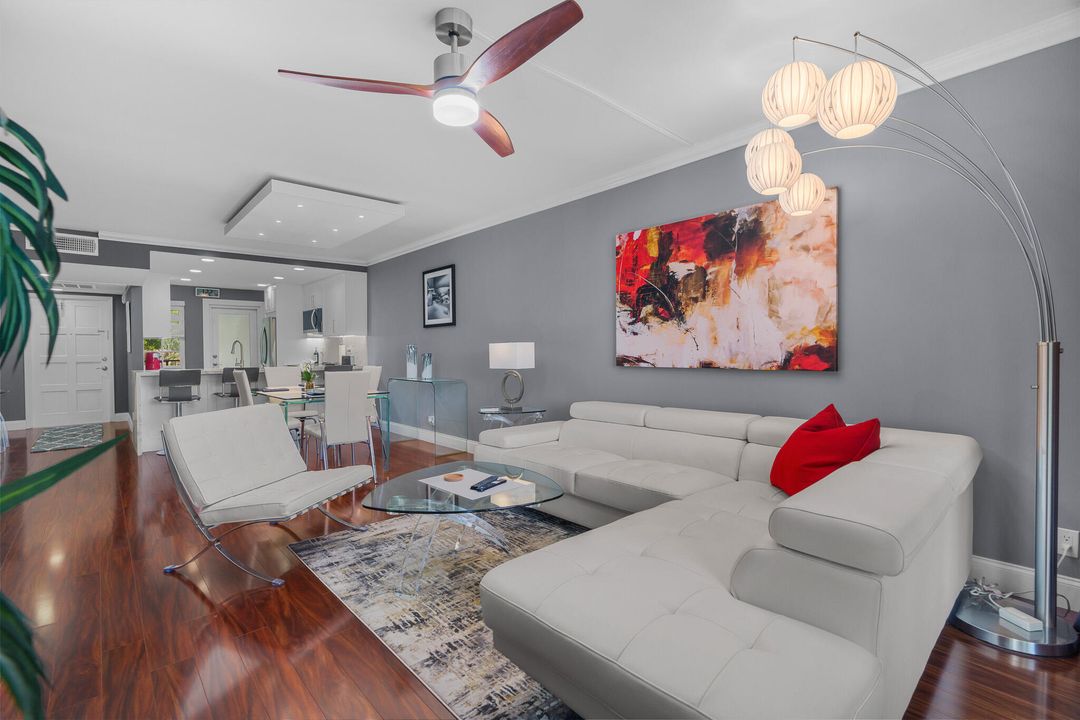 Active With Contract: $224,424 (1 beds, 1 baths, 960 Square Feet)