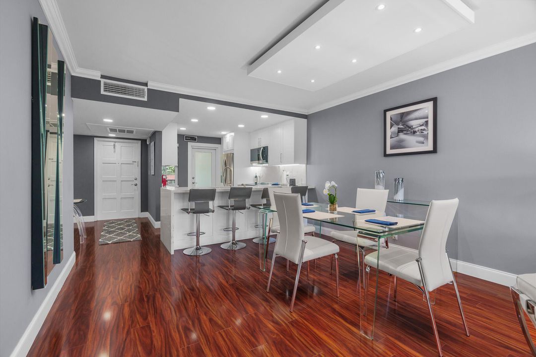 Active With Contract: $224,424 (1 beds, 1 baths, 960 Square Feet)