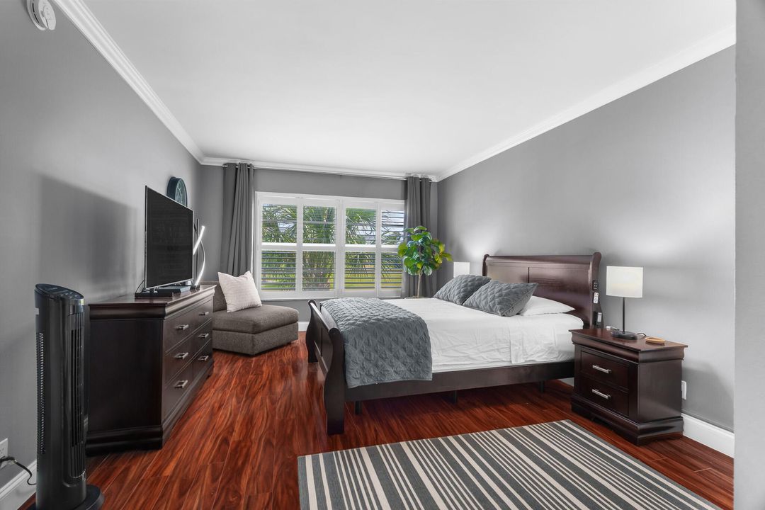 Active With Contract: $224,424 (1 beds, 1 baths, 960 Square Feet)